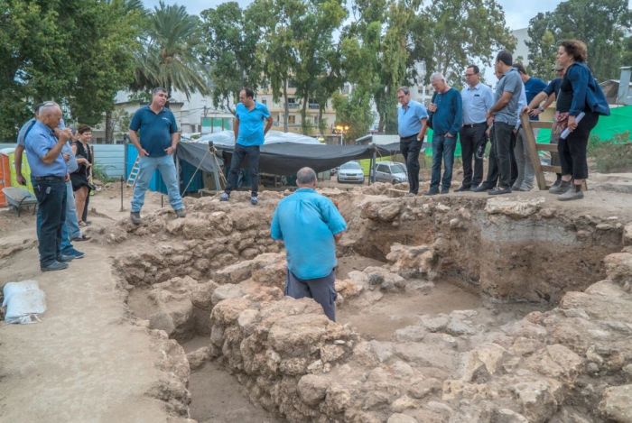 fortaleza de 3400 años de antigüedad en Nahariya